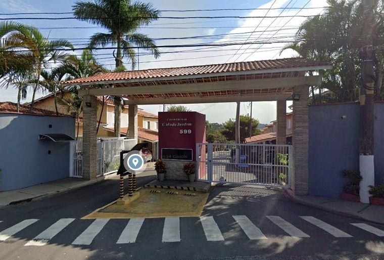 Sobrado em Condomnio - Venda - Granja Viana - Cotia - SP